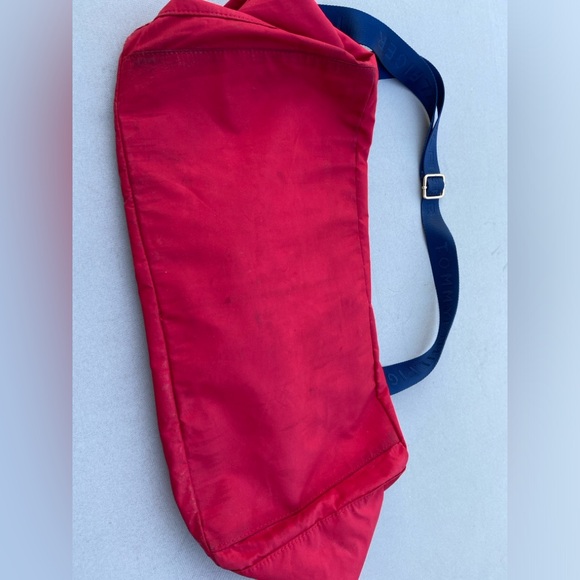 Tommy Hilfiger bag with multiple straps - Picture 9 of 14